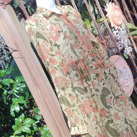 Ritu Kumar floral silky maxi size 8 - Picture 4 of 12